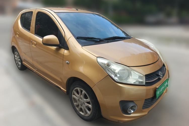Used Suzuki Alto 2013 1.0L Manual Luxury Model Front Right 45 Deg