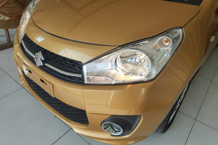 Used Suzuki Alto 2013 1.0L Manual Luxury Model Left Front Headlight
