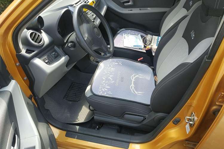 Used Suzuki Alto 2013 1.0L Automatic Luxury Model Left Front Seat