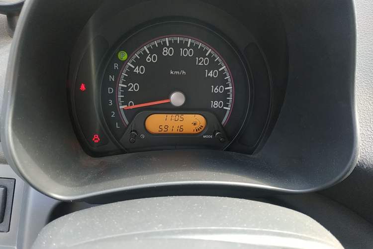 Used Suzuki Alto 2013 1.0L Automatic Luxury Model Odometer Close Up