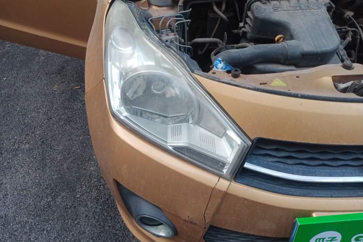 Used Suzuki Alto 2013 1.0L Automatic Luxury Model Right Front Headlight