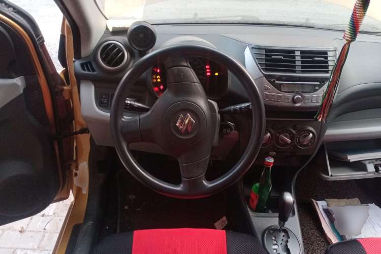 Used Suzuki Alto 2013 1.0L Automatic Luxury Model Steering Wheel