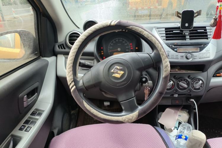 Used Suzuki Alto 2013 1.0L Manual Luxury Model Steering Wheel