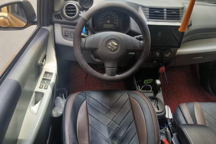 Used Suzuki Alto 2013 1.0L Automatic Luxury Model Steering Wheel