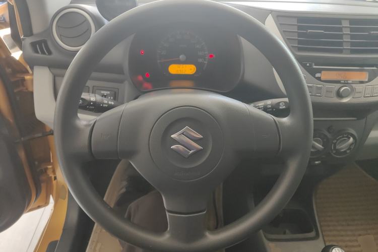 Used Suzuki Alto 2013 1.0L Manual Luxury Model Steering Wheel