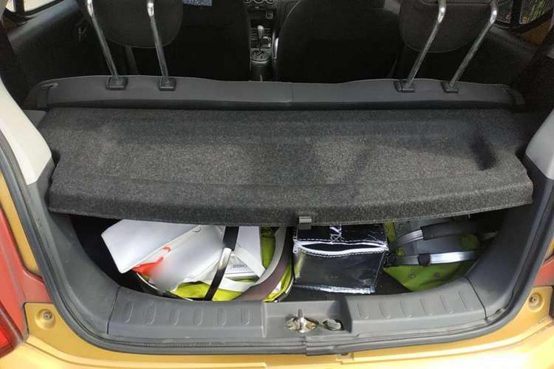 Used Suzuki Alto 2013 1.0L Automatic Luxury Model Trunk