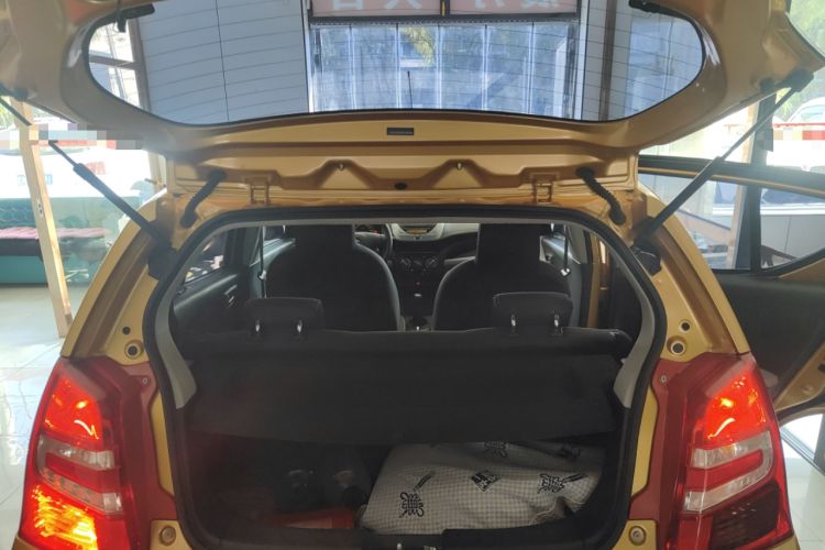 Used Suzuki Alto 2013 1.0L Manual Luxury Model Trunk