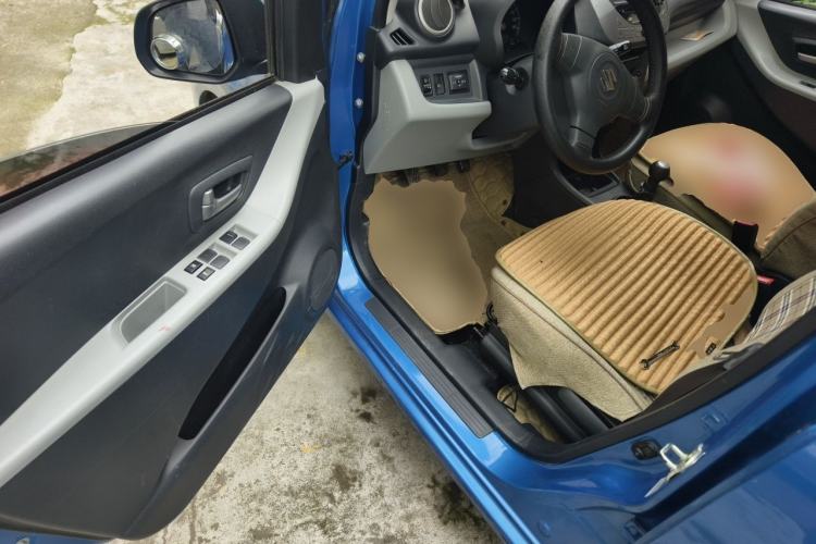 Used Suzuki Alto 2015 1.0L Manual Limited Edition Driver Seat