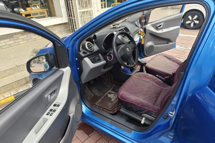 Used Suzuki Alto 2015 1.0L Manual Limited Edition Driver Seat
