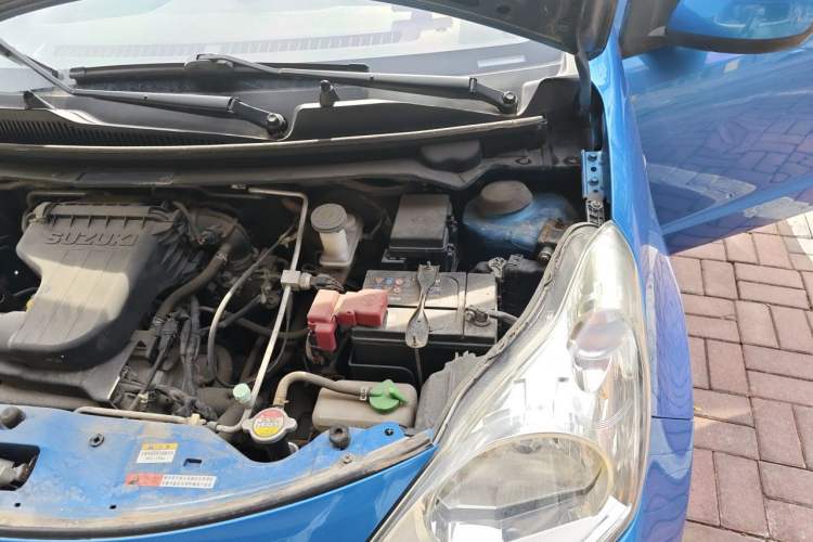 Used Suzuki Alto 2015 1.0L Manual Limited Edition Engine Bay Left