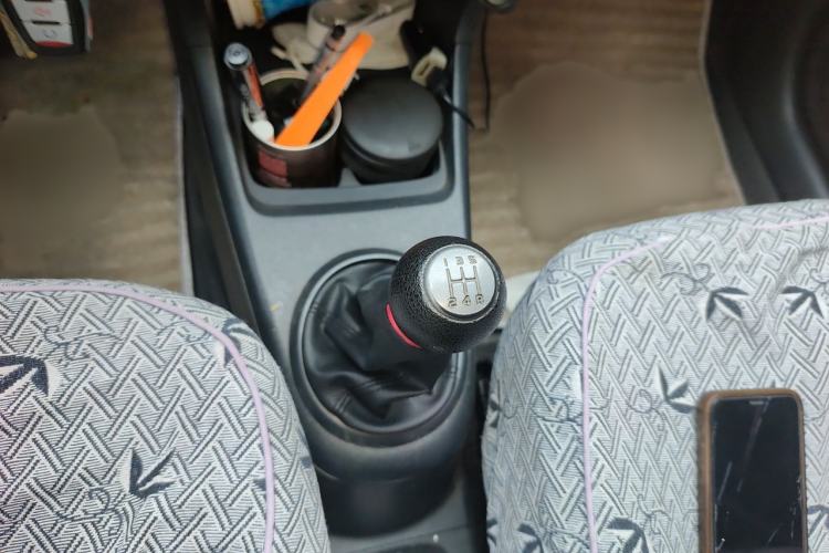Used Suzuki Alto 2015 1.0L Manual Limited Edition Gear Lever