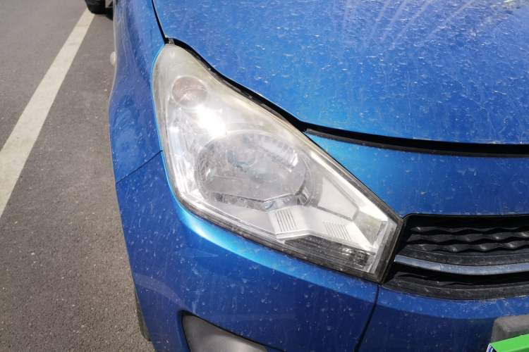 Used Suzuki Alto 2015 1.0L Automatic Limited Edition Right Front Headlight