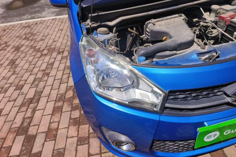 Used Suzuki Alto 2015 1.0L Manual Limited Edition Right Front Headlight