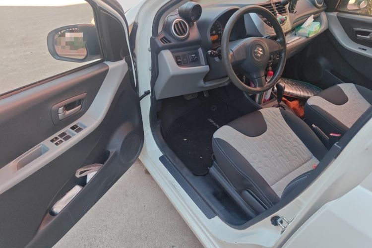 Used Suzuki Alto 2015 1.0L Automatic Limited Edition Driver Seat