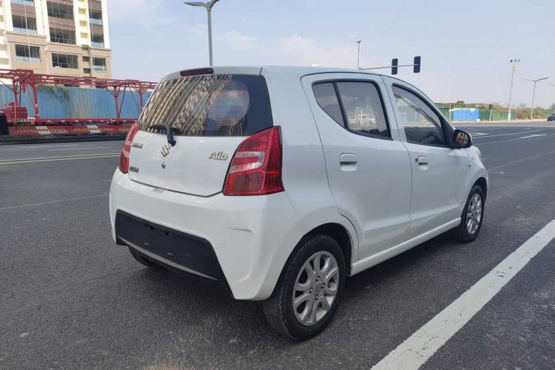 Used Suzuki Alto 2015 1.0L Automatic Limited Edition Exterior 5