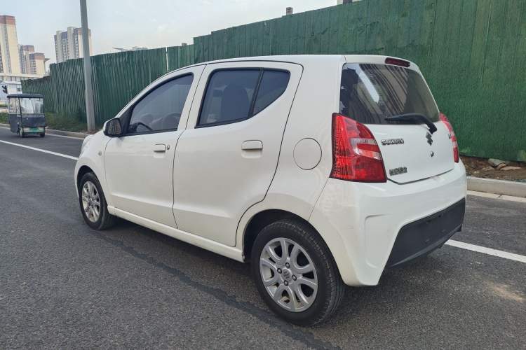 Used Suzuki Alto 2015 1.0L Automatic Limited Edition Exterior 6