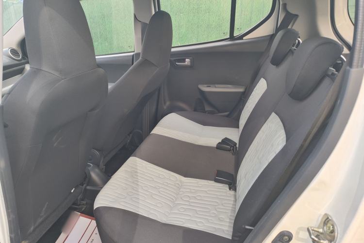 Used Suzuki Alto 2015 1.0L Automatic Limited Edition Interior 3