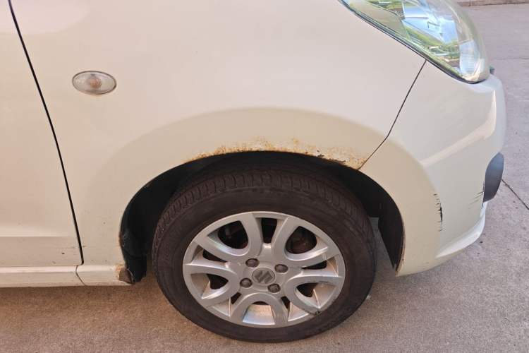Used Suzuki Alto 2015 1.0L Automatic Limited Edition Right Front Wheel Hub