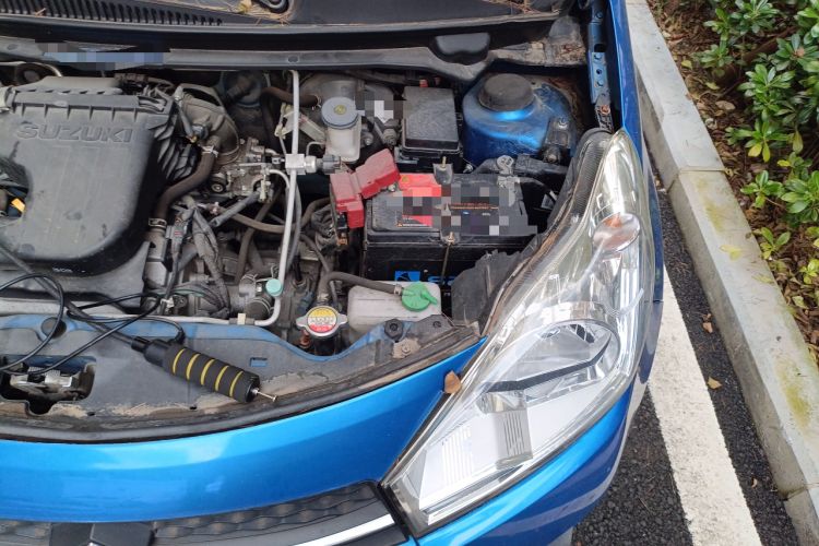 Used Suzuki Alto 2016 1.0L Automatic Deluxe Xuan Dong Edition Engine Bay Left