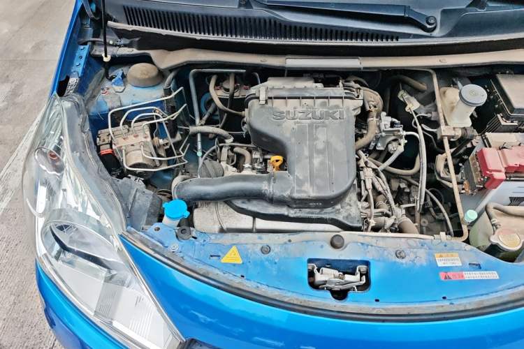 Used Suzuki Alto 2016 1.0L Automatic Deluxe Xuan Dong Edition Engine Bay Right