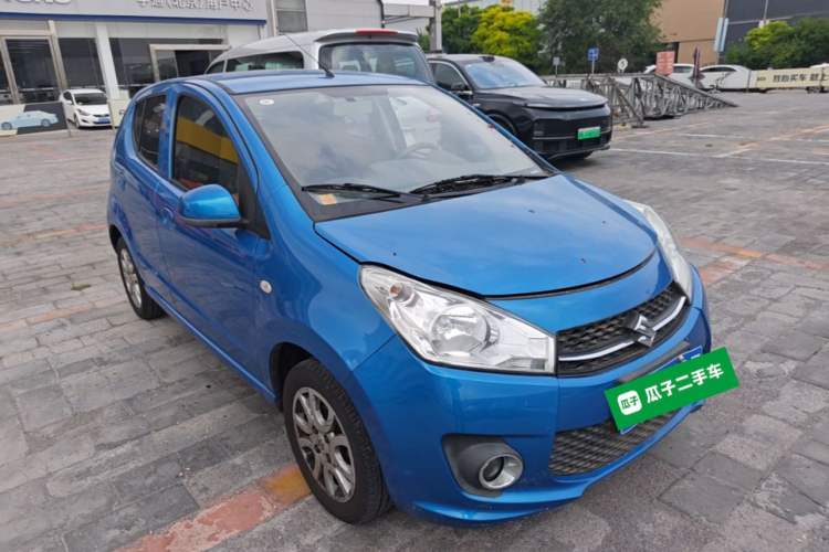 Used Suzuki Alto 2016 1.0L Automatic Deluxe Xuan Dong Edition Front Right 45 Deg