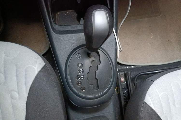 Used Suzuki Alto 2016 1.0L Automatic Deluxe Xuan Dong Edition Gear Lever
