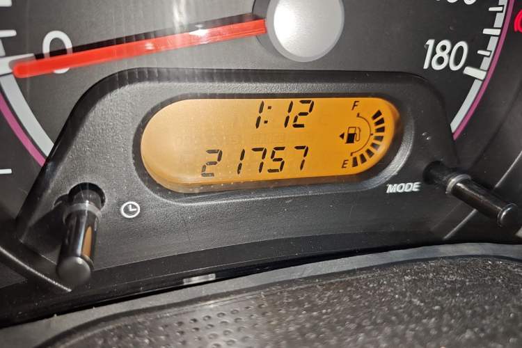 Used Suzuki Alto 2016 1.0L Automatic Deluxe Xuan Dong Edition Odometer Close Up