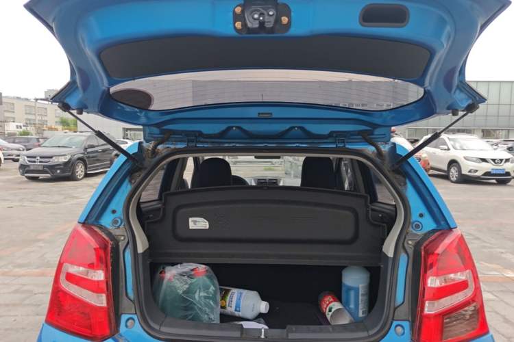 Used Suzuki Alto 2016 1.0L Automatic Deluxe Xuan Dong Edition Trunk