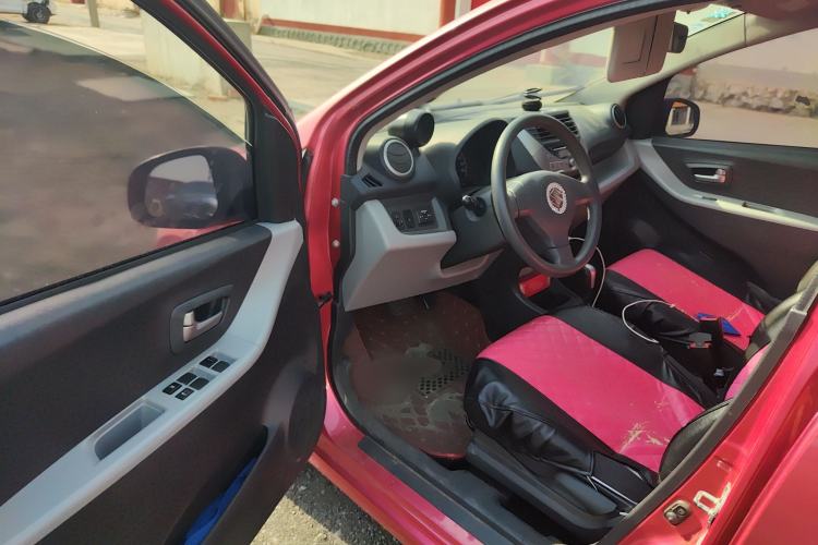 Used Suzuki Alto 2016 1.0L Automatic Deluxe Xuan Dong Edition Driver Seat