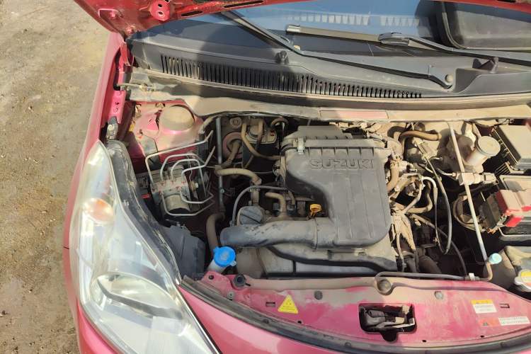 Used Suzuki Alto 2016 1.0L Automatic Deluxe Xuan Dong Edition Engine Bay Right