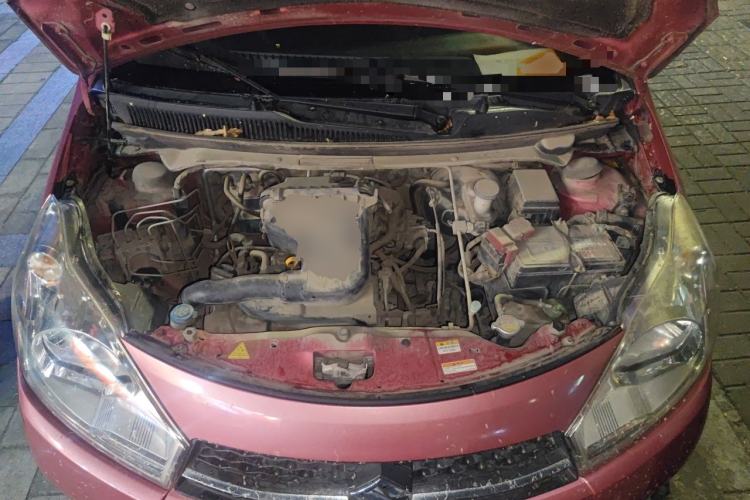 Used Suzuki Alto 2016 1.0L Automatic Deluxe Xuan Dong Edition Engine Bay