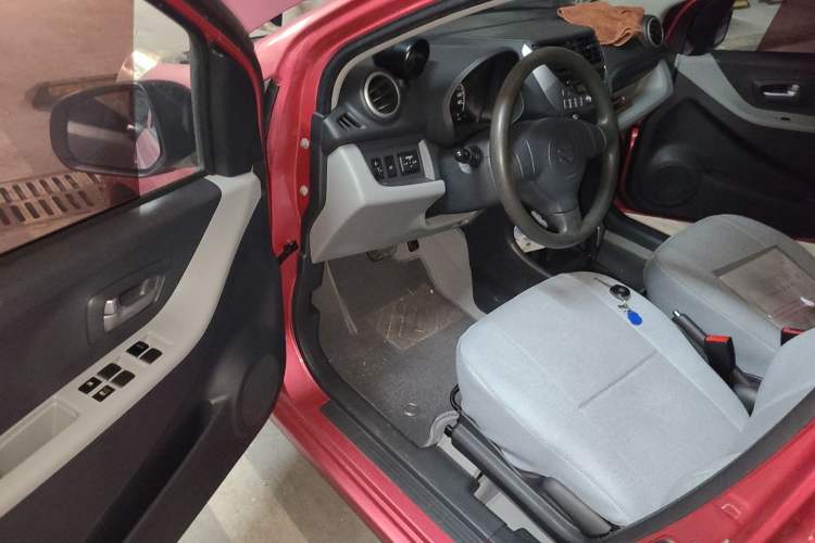 Used Suzuki Alto 2016 1.0L Automatic Deluxe Xuan Dong Edition Driver Seat
