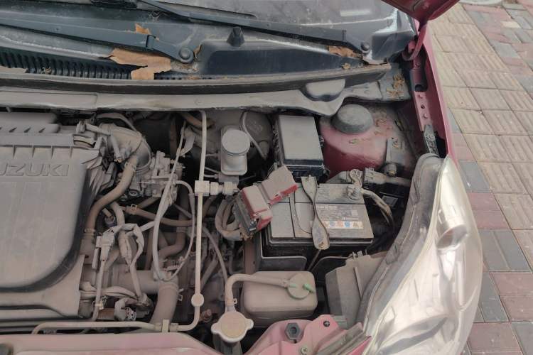 Used Suzuki Alto 2016 1.0L Automatic Deluxe Xuan Dong Edition Engine Bay Left