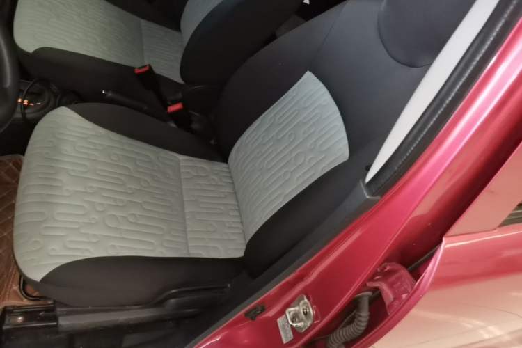 Used Suzuki Alto 2016 1.0L Automatic Deluxe Xuan Dong Edition Left Front Seat