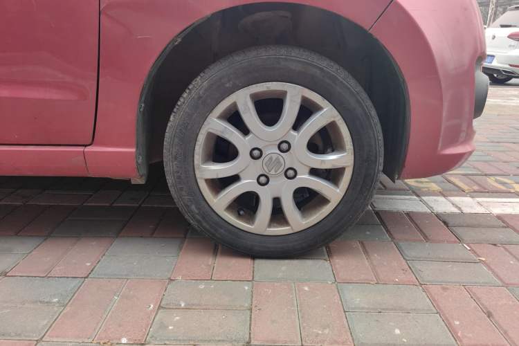 Used Suzuki Alto 2016 1.0L Automatic Deluxe Xuan Dong Edition Right Front Wheel Hub