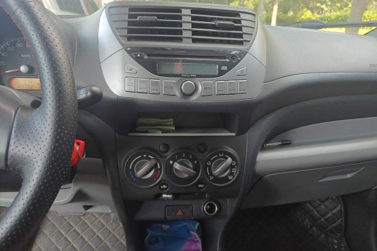 Used Suzuki Alto 2016 1.0L Automatic Deluxe Xuan Dong Edition Audio And AC Panel