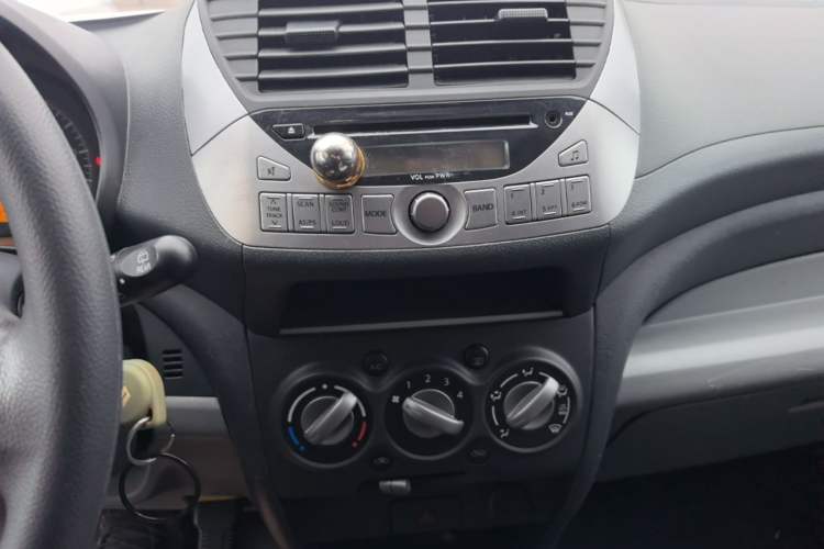 Used Suzuki Alto 2016 1.0L Automatic Deluxe Xuan Dong Edition Audio And AC Panel