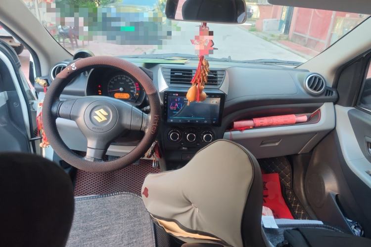 Used Suzuki Alto 2016 1.0L Manual Luxury Xuan Dong Edition Center Console