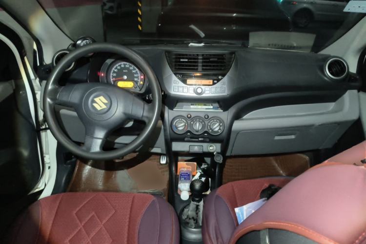 Used Suzuki Alto 2016 1.0L Manual Luxury Xuan Dong Edition Center Console