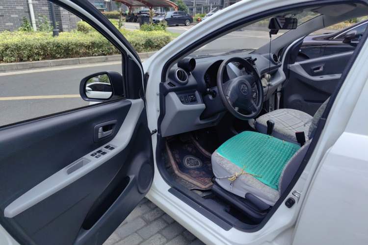 Used Suzuki Alto 2016 1.0L Automatic Deluxe Xuan Dong Edition Driver Seat