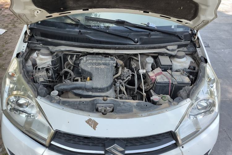 Used Suzuki Alto 2016 1.0L Automatic Deluxe Xuan Dong Edition Engine Bay