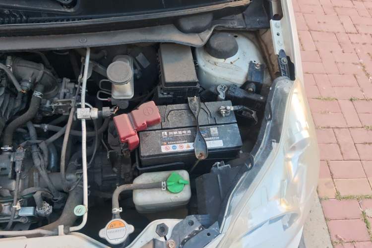 Used Suzuki Alto 2016 1.0L Manual Luxury Xuan Dong Edition Engine Bay Left