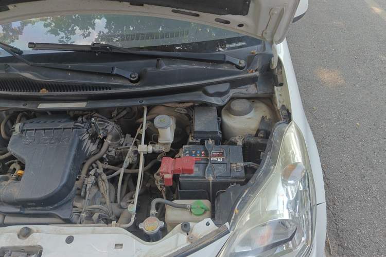 Used Suzuki Alto 2016 1.0L Automatic Deluxe Xuan Dong Edition Engine Bay Left