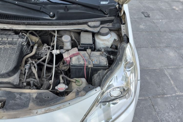 Used Suzuki Alto 2016 1.0L Automatic Deluxe Xuan Dong Edition Engine Bay Left