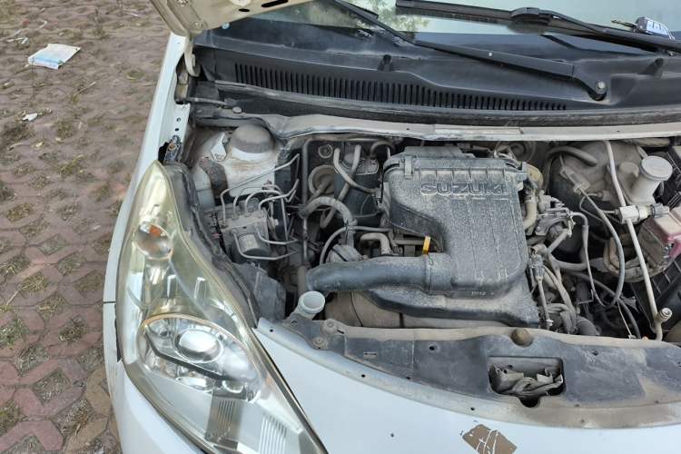 Used Suzuki Alto 2016 1.0L Automatic Deluxe Xuan Dong Edition Engine Bay Right