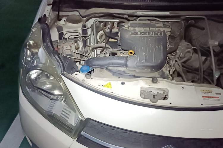Used Suzuki Alto 2016 1.0L Automatic Deluxe Xuan Dong Edition Engine Bay Right