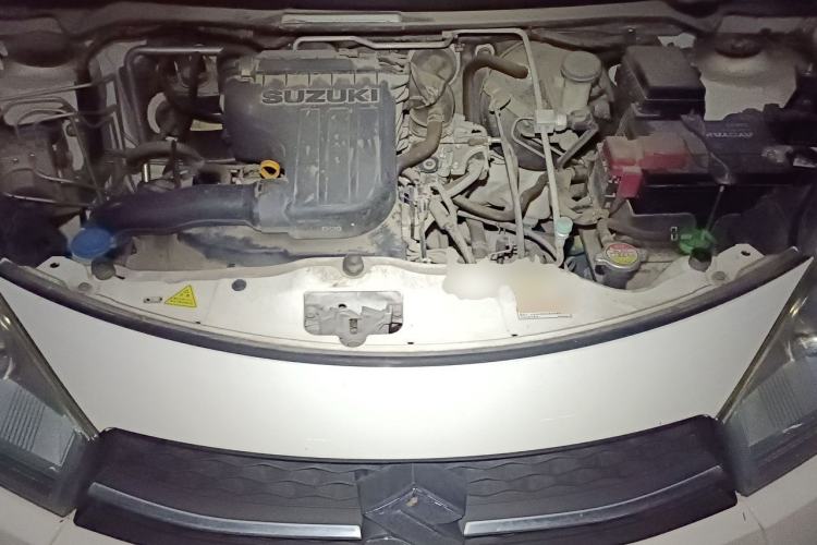 Used Suzuki Alto 2016 1.0L Automatic Deluxe Xuan Dong Edition Engine Bay