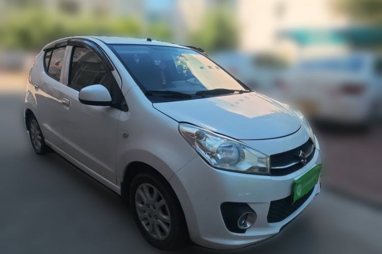 Used Suzuki Alto 2016 1.0L Manual Luxury Xuan Dong Edition Front Right 45 Deg