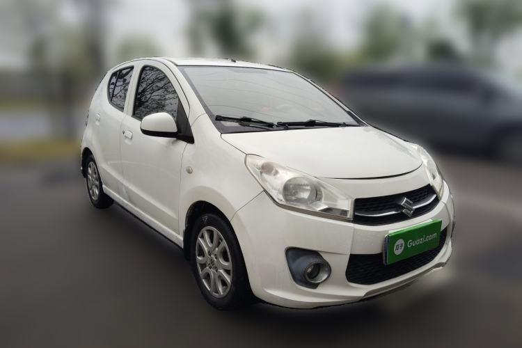 Used Suzuki Alto 2016 1.0L Manual Luxury Xuan Dong Edition Front Right 45 Deg