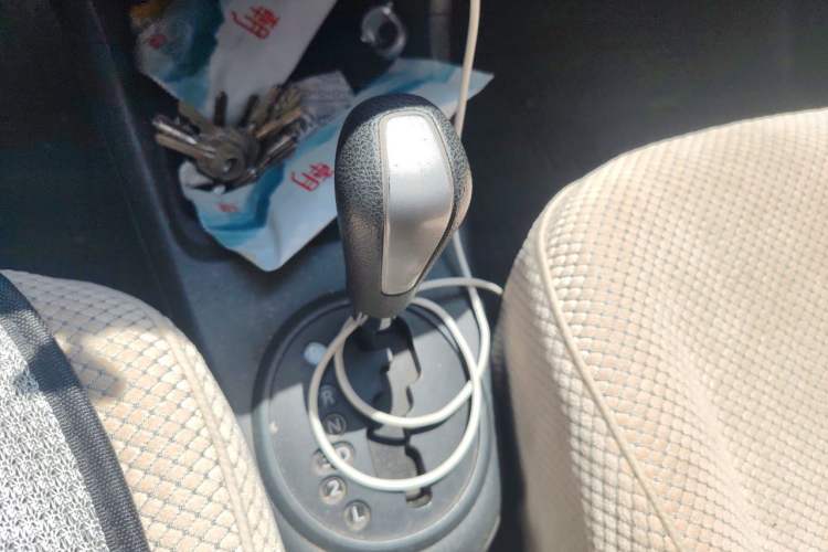 Used Suzuki Alto 2016 1.0L Automatic Deluxe Xuan Dong Edition Gear Lever